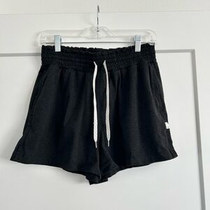 Vuori Black High Waist Women's Shorts